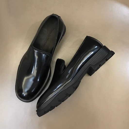 アレクサンダーマックイーンメンズモダンブラックローファー-x0179