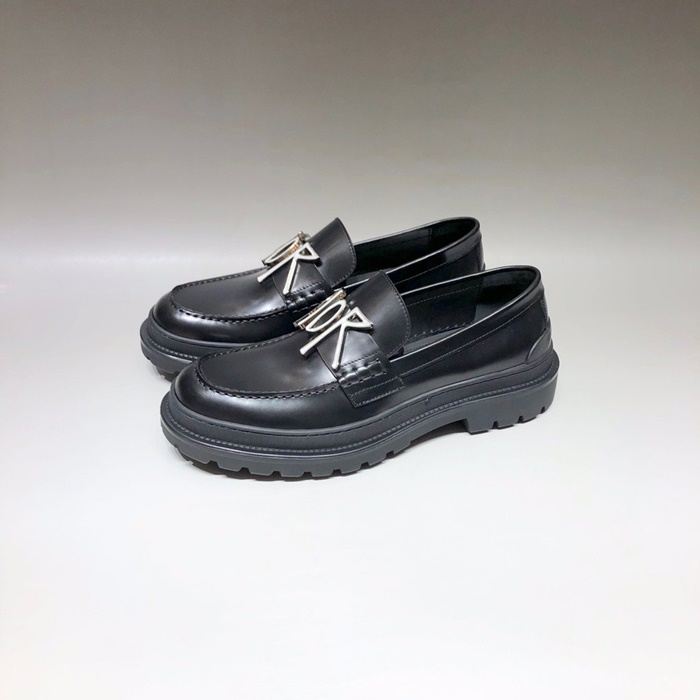 ディオールメンズモダンブラックローファーo02130
