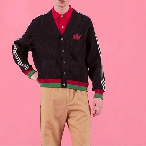 グッチメンズネックブラックカーディガンc05159