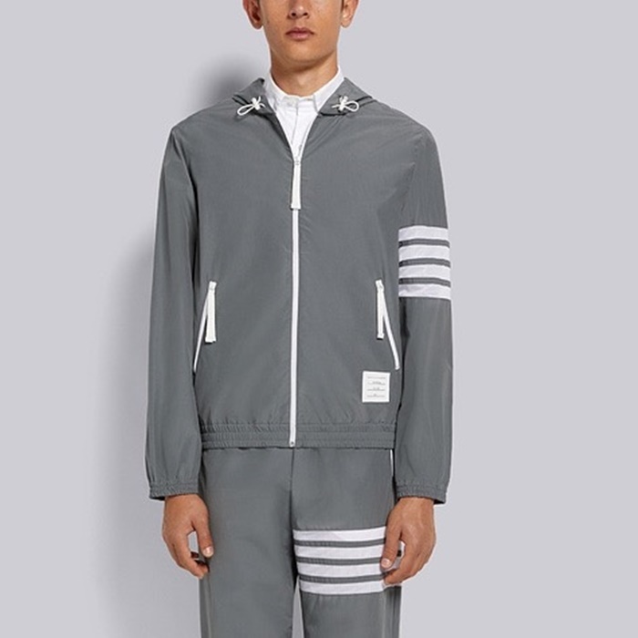 トムブラウンメンズクラシックジャケットm589