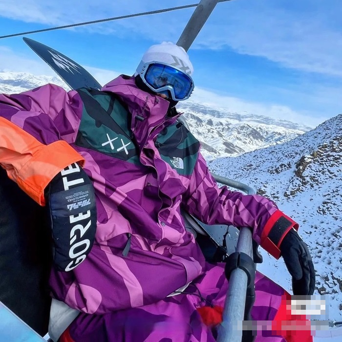 ザノースフェイスユニセックスカジュアルパープルジャケットr0255