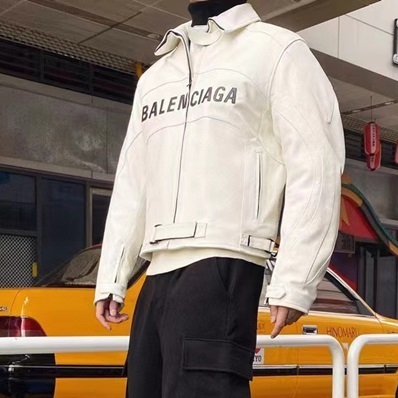 バレンシアガメンズブラックレザージャケットl01700