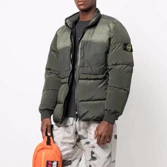 ストーンアイランドメンズカーキダウンパディングo0495