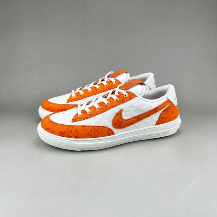 ルイヴィトンメンズクラシックオレンジスニーカーu05237