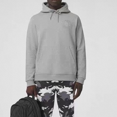 バーバリーメンズクラシックグレーフーディr04553