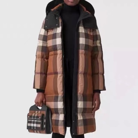 バーバリーレディースグースダウンベージュロングパディングr04557