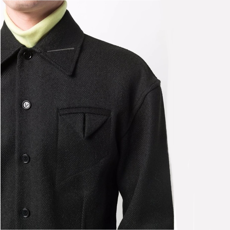 ボッテガヴェネタメンズブラックシャツt0458