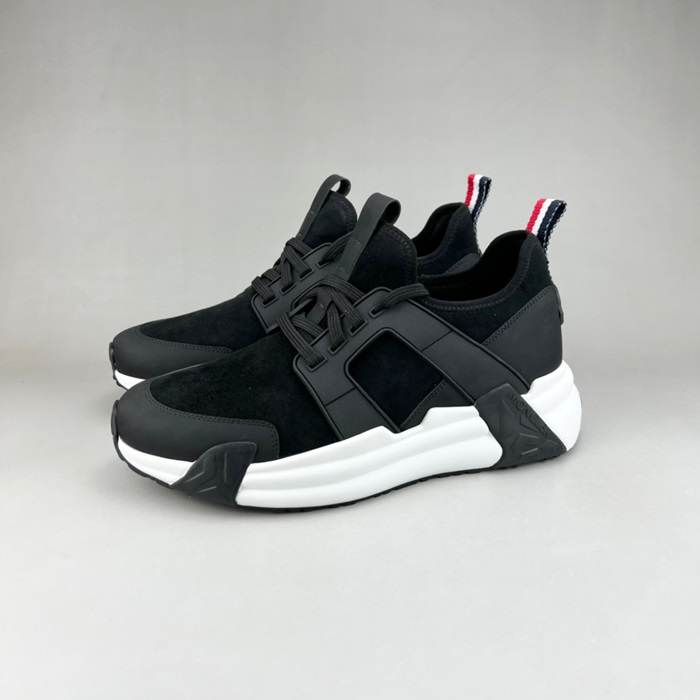 モンクレールメンズブラックスニーカーn07