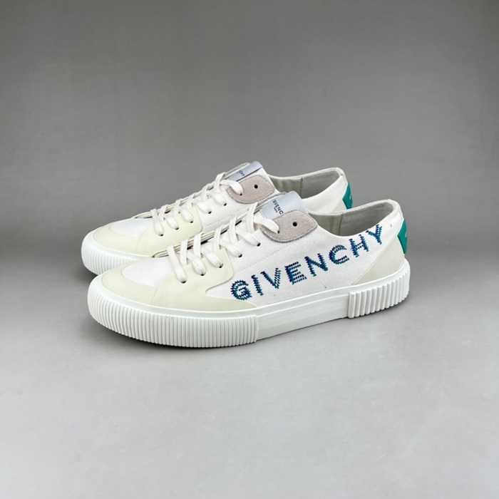 ジバンシィメンズクラシックホワイトスニーカーv0909