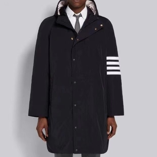 トムブラウンメンズグレーダウンパディングm0671