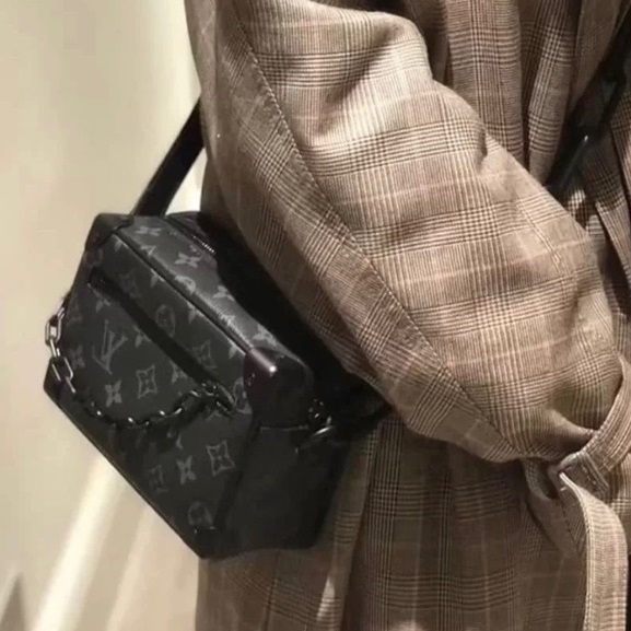 ルイヴィトンメンズブラックソフトタンクv119