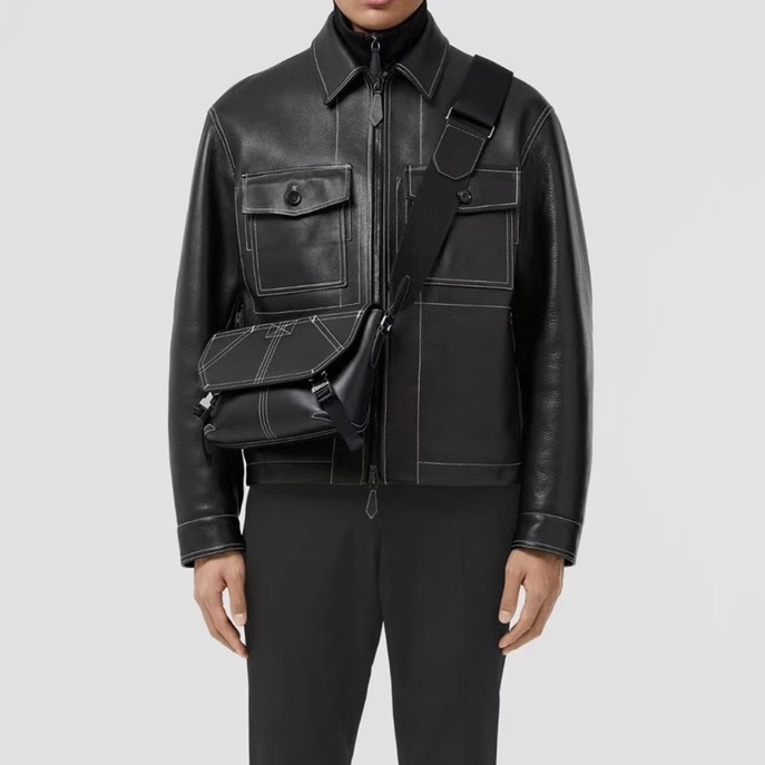 バーバリーメンズブラックレザージャケットu07