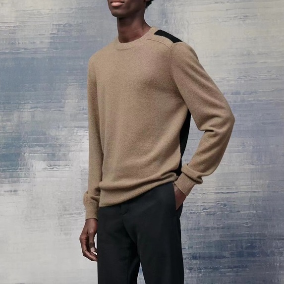 エルメスメンズベージュニットr0918