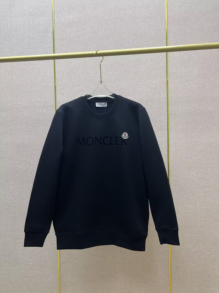 モンクレールメンズブラッククルーネック長袖Tシャツo39