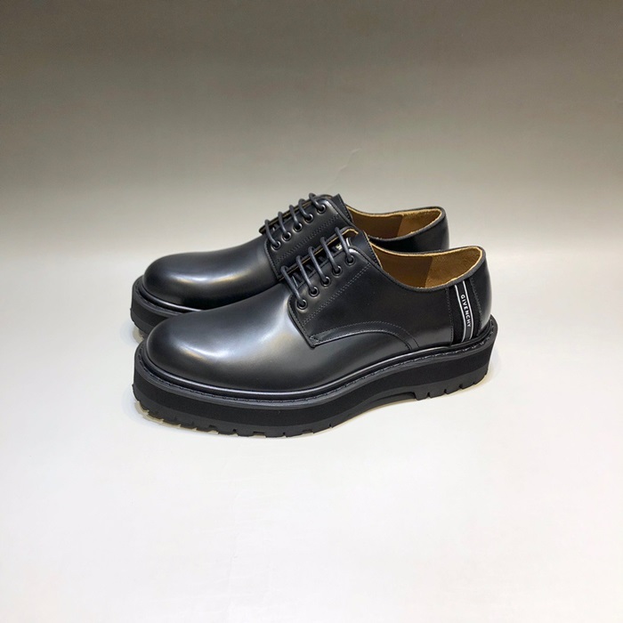 ジバンシィメンズイニシャルブラックオックスフォードシューズv0937