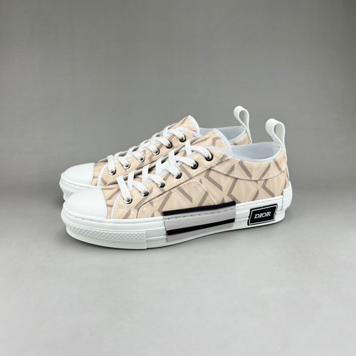 ディオールユニセックスベージュスニーカーi42