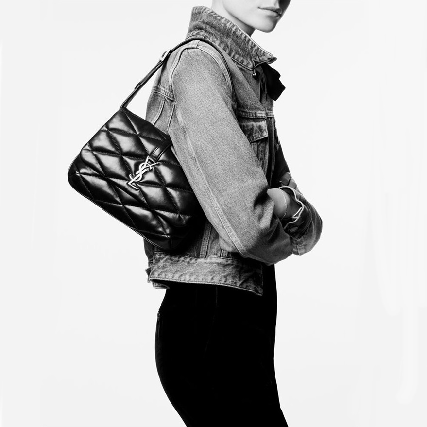 サンローランレディースブラックショルダーバッグl160