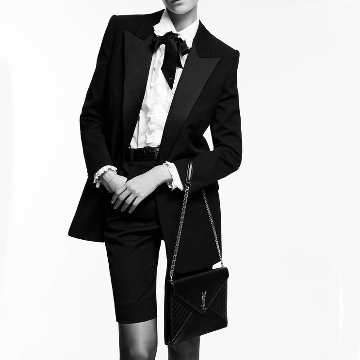 サンローランレディースブラックショルダーバッグl295