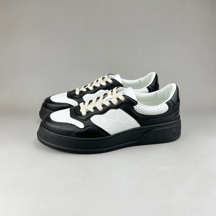 グッチユニセックスクラシックブラックスニーカーu70