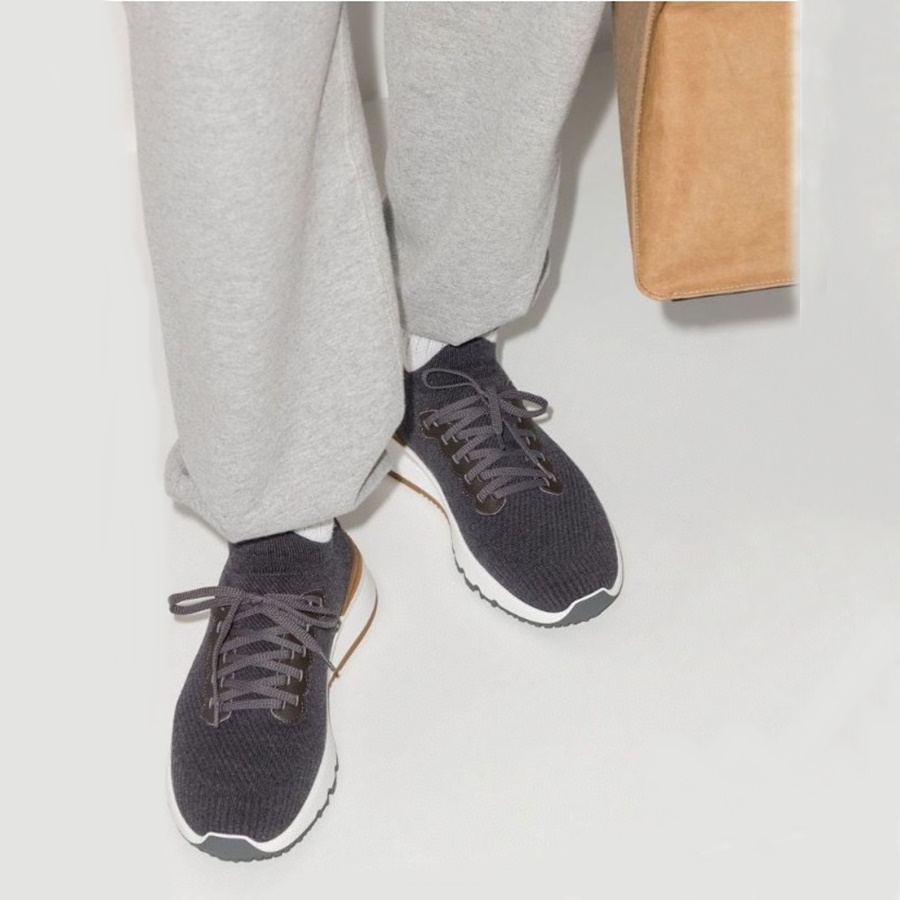 ブルネロクチネリメンズブラックスニーカーu06