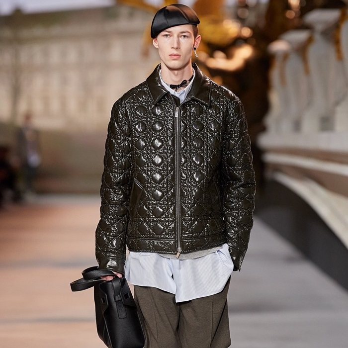 ディオールメンズブラックジャケットi56