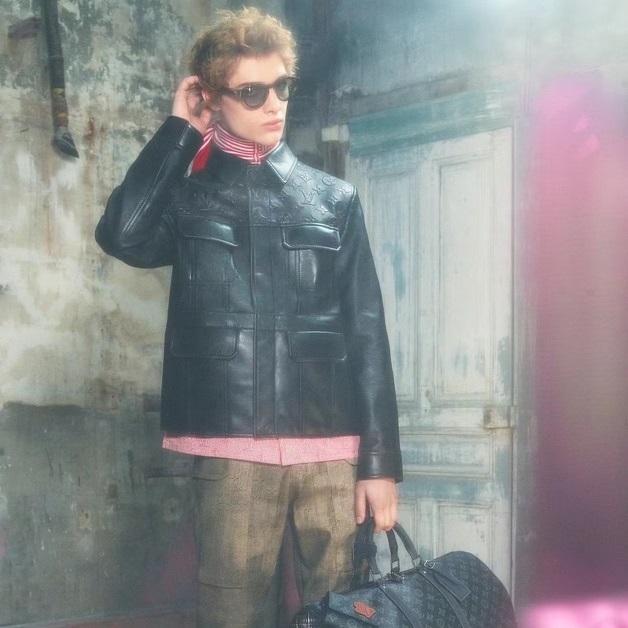 ルイヴィトンメンズブラックレザージャケットv186