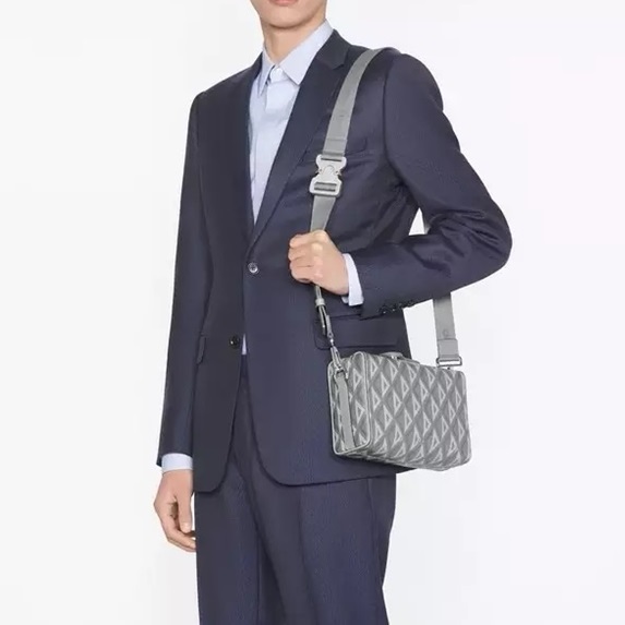 ディオールメンズグレークロスバッグi72