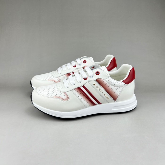 グッチメンズクラシックレッドスニーカーu81