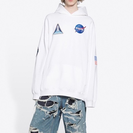 バレンシアガユニセックスホワイトフーディa21