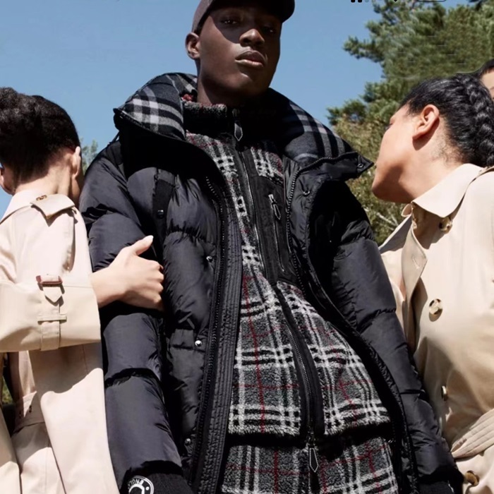 バーバリーメンズネイビーグースダウンロングパディングu35