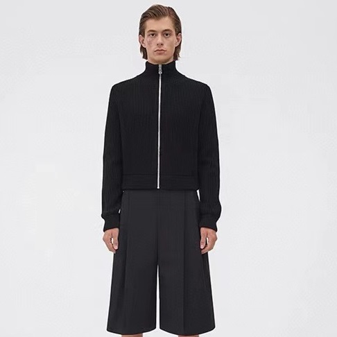 ボッテガヴェネタメンズブラックジップアップニットo25