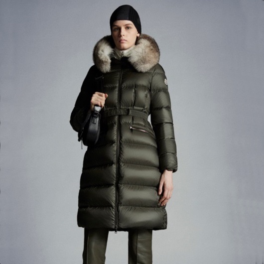 モンクレールレディースグースダウンカーキロングパディングo73