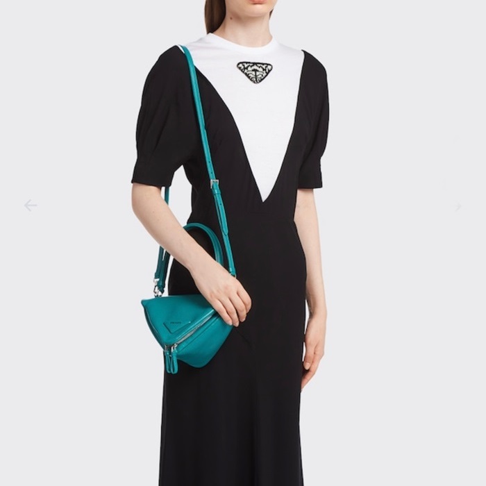 プラダレディースブルーショルダーバッグr48