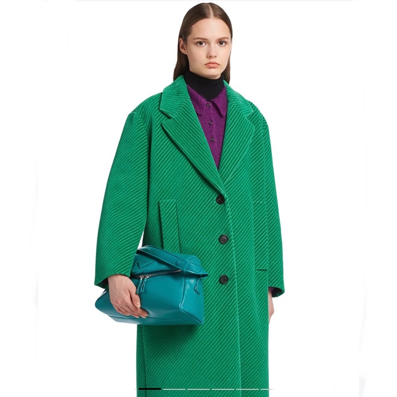 プラダレディースブルーショルダーバッグr249