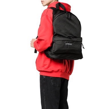 バレンシアガメンズブラックバックパックa102