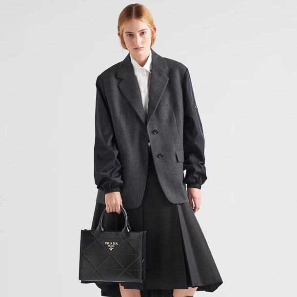 プラダレディースブラックトートバッグr265