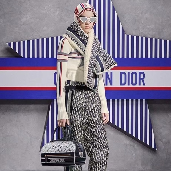 ディオールユニセックスブルーマフラーi182