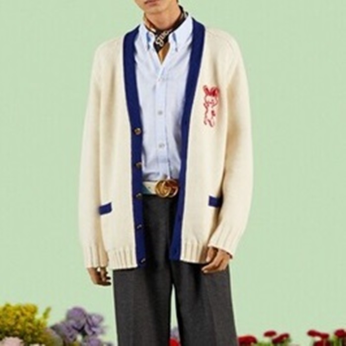 グッチユニセックスネックホワイトカーディガンu148