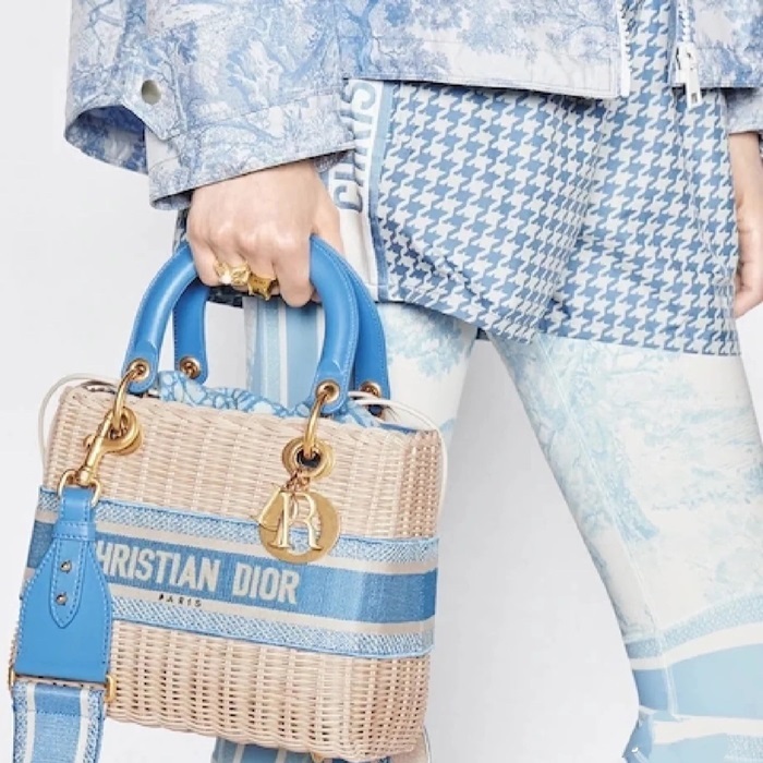 ディオールレディースブルーレディバッグi210