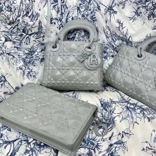 ディオールレディースグレーレディバッグi222