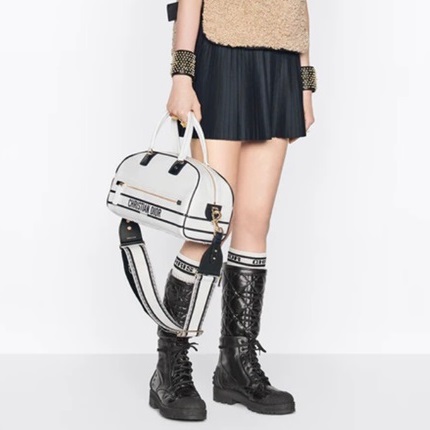 ディオールレディースホワイトクロスバッグi244