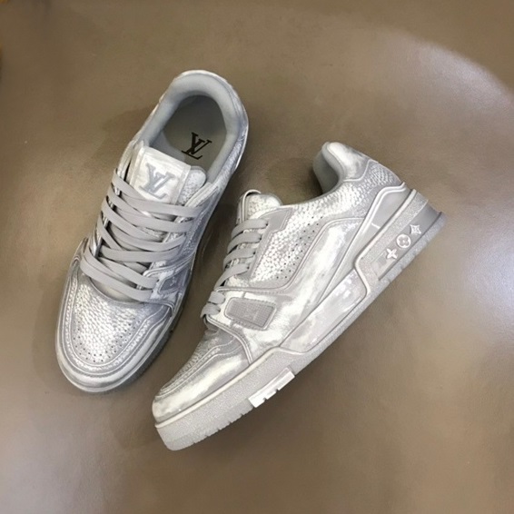 ルイヴィトンユニセックスグレースニーカーv462