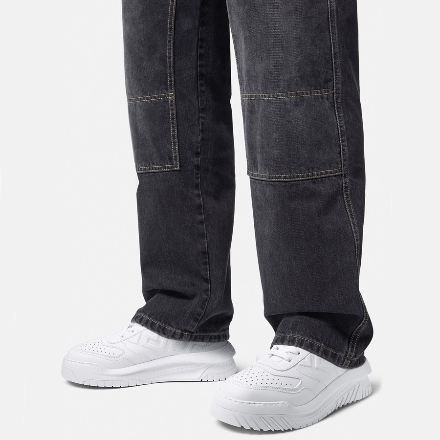 ヴェルサーチェメンズホワイトスニーカーr07