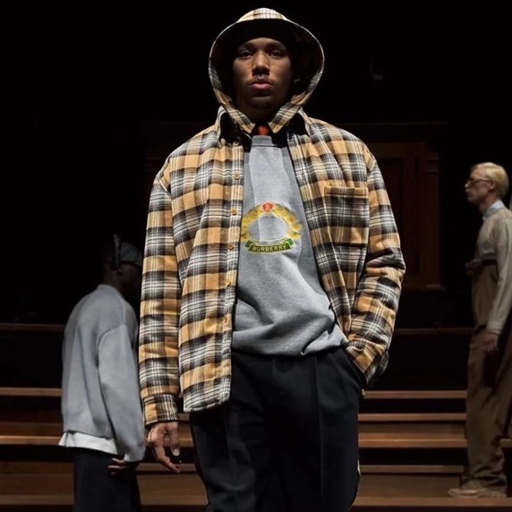 バーバリーメンズクラシックイエローフードシャツu98