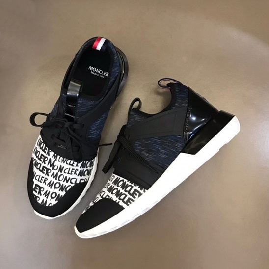 モンクレールメンズネイビースニーカーo102