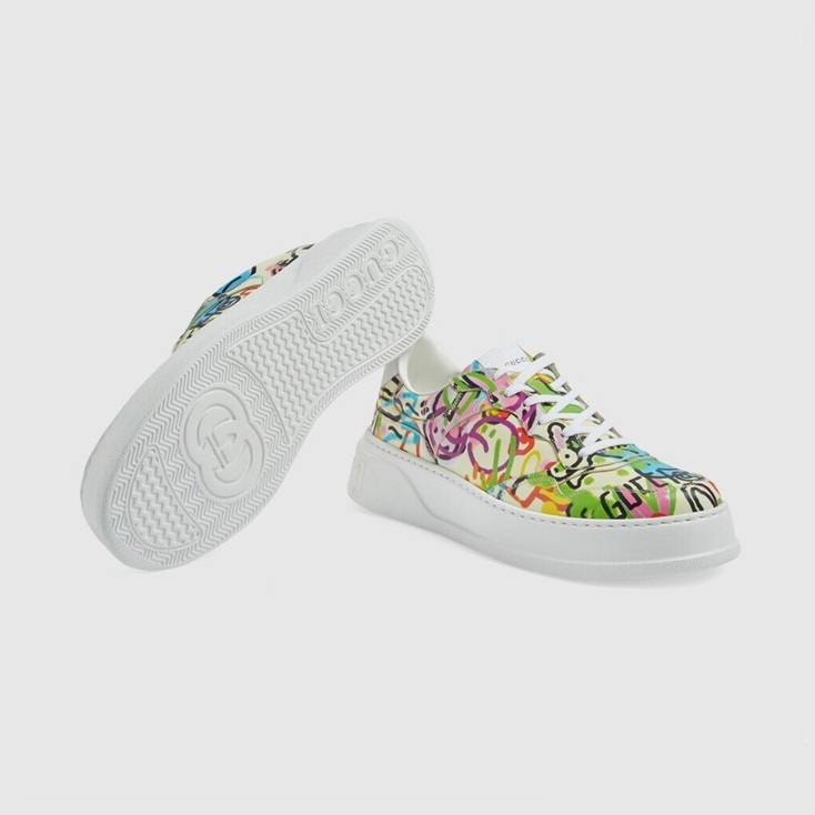 グッチユニセックスグリーンスニーカーu352