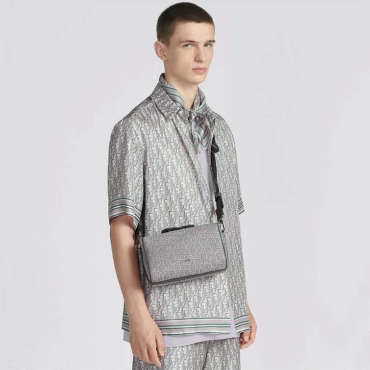 ディオールメンズグレークロスバッグi349