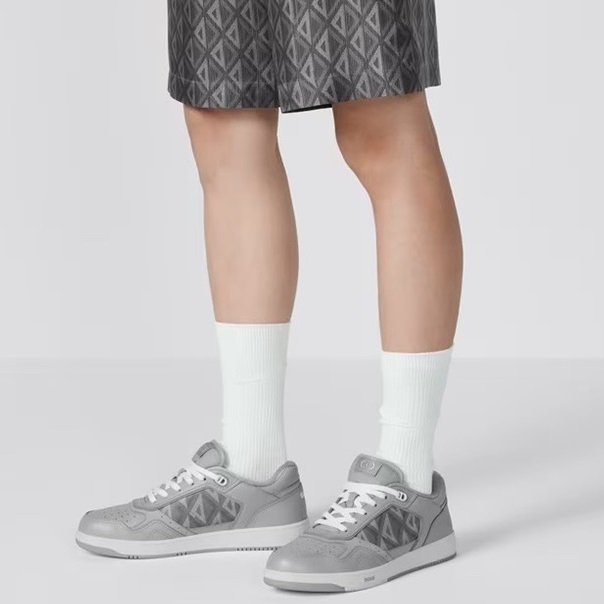 ディオールメンズグレースニーカーi353