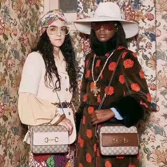 グッチレディースホワイトショルダーバッグu416