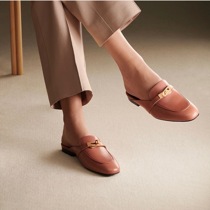 エルメスレディースキャメルブローファーe117